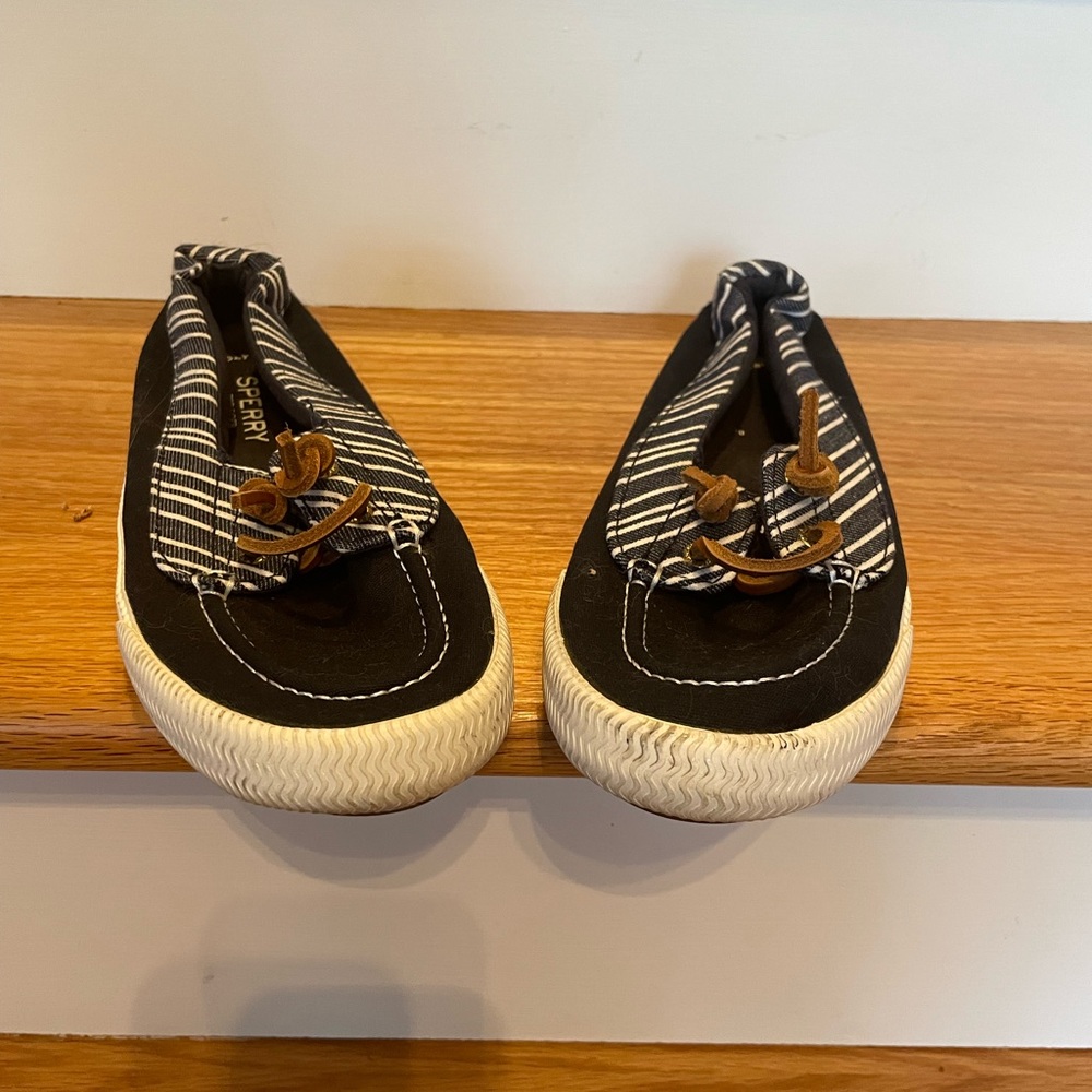 Sperry shoe